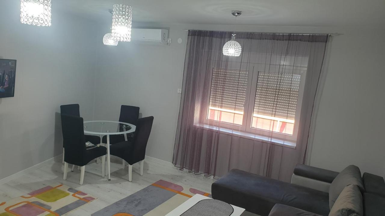Apartman Sweet Dreams 2 Ниш Екстер'єр фото