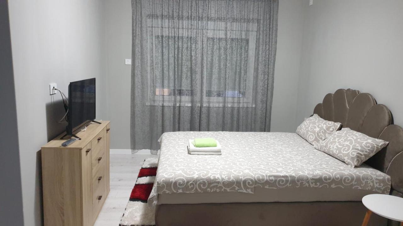 Apartman Sweet Dreams 2 Ниш Екстер'єр фото